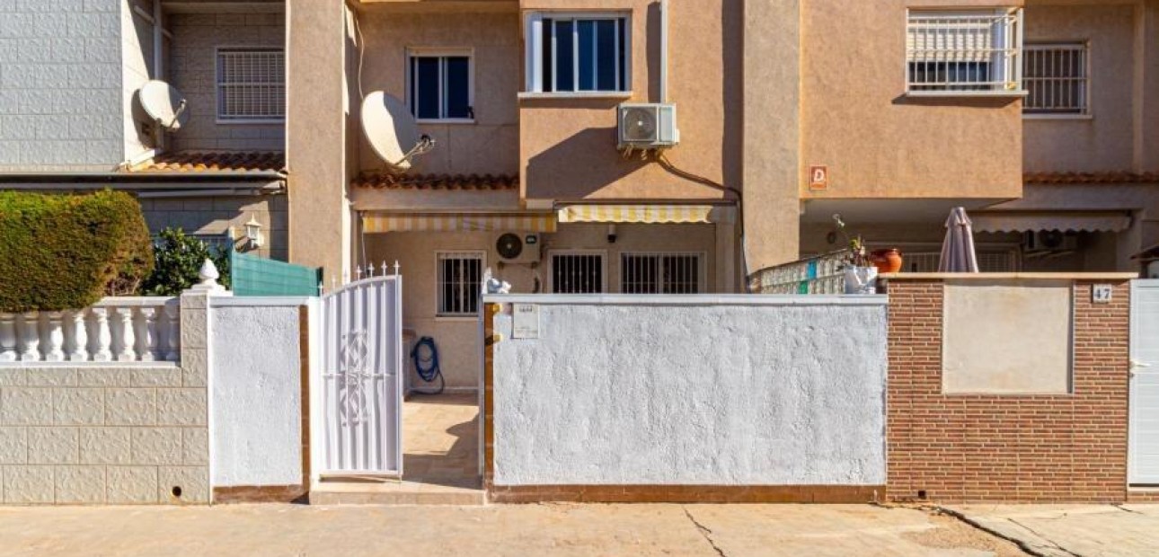 Venta - Bungalow -
Torrevieja - Parque las naciones