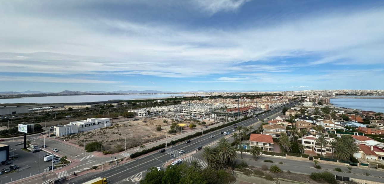 Herverkoop - Penthouse -
Torrevieja - La Veleta