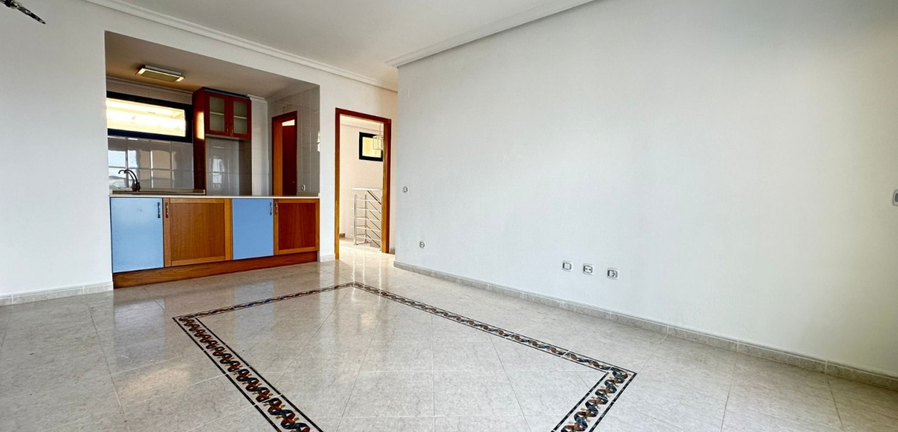 Sale - Penthouse -
Torrevieja - La Veleta