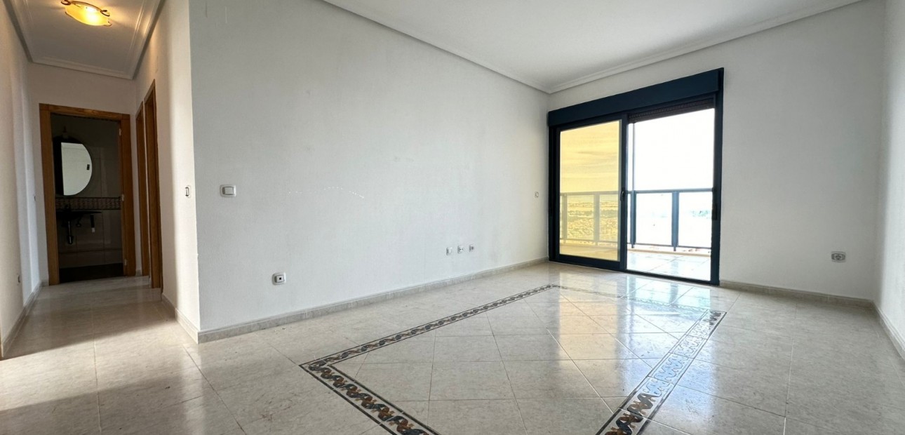 Herverkoop - Penthouse -
Torrevieja - La Veleta