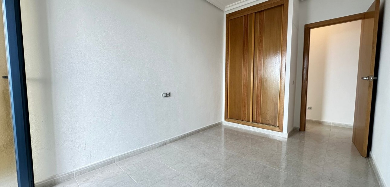 Herverkoop - Penthouse -
Torrevieja - La Veleta