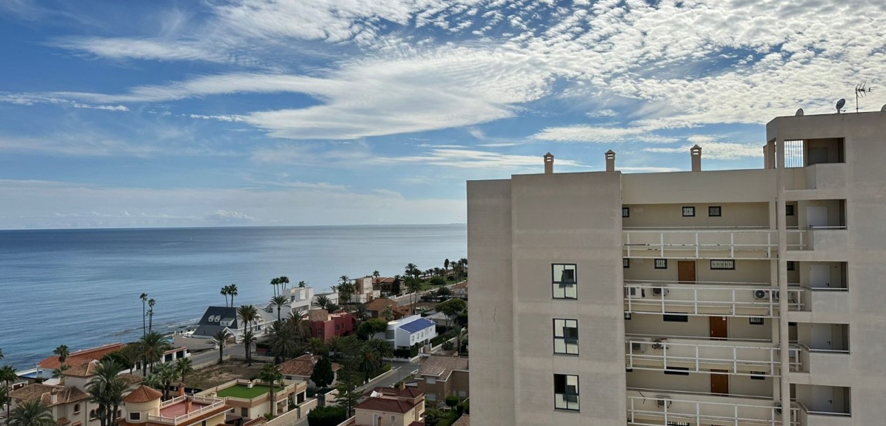 Herverkoop - Penthouse -
Torrevieja - La Veleta