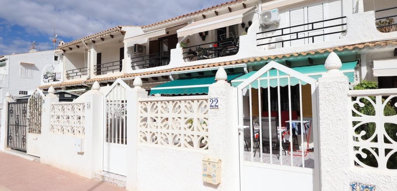 Herverkoop - Bungalow -
Torrevieja - Los Frutales