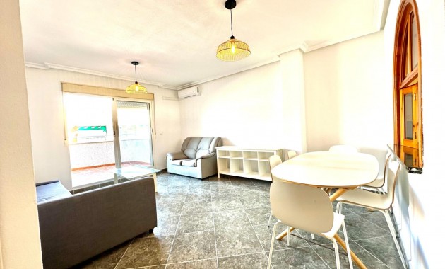 Long time Rental - Penthouse -
Torrevieja - Habaneras