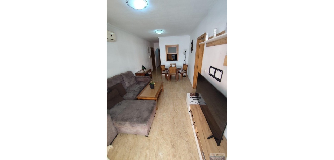 Sale - Apartment / flat -
Torrevieja - Estacion de autobuses