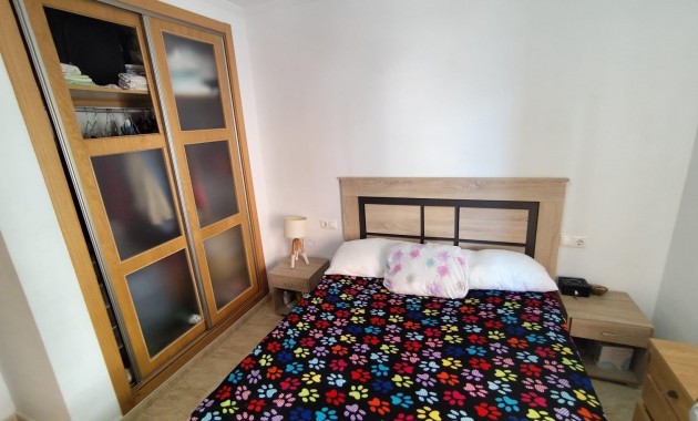 Herverkoop - Appartement / flat -
Torrevieja - Estacion de autobuses