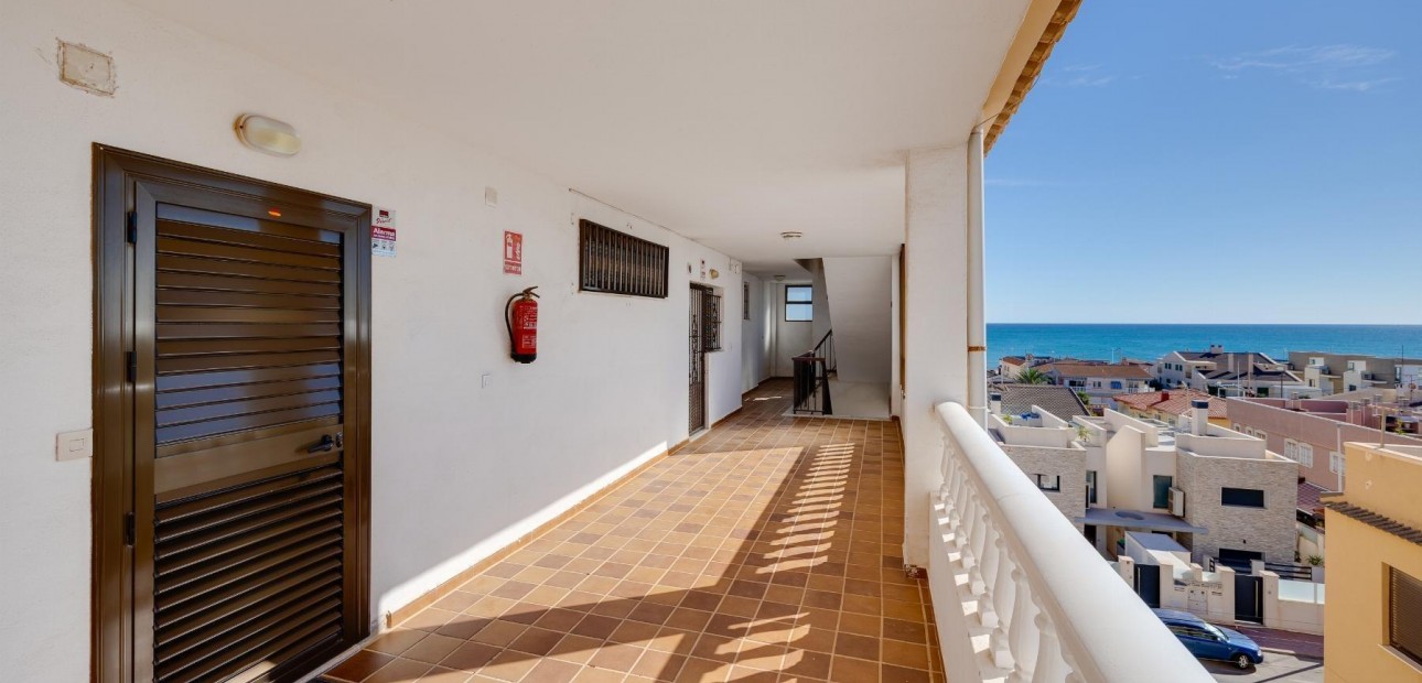 Venta - Apartamento / piso -
Torrevieja - La Mata