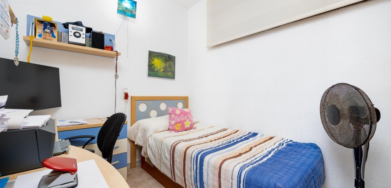 Venta - Apartamento / piso -
Torrevieja - La Mata