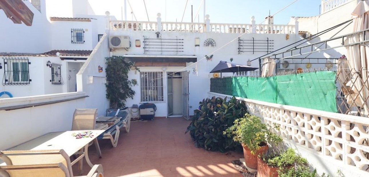 Venta - Terraced house -
San Miguel de Salinas - Villamartín