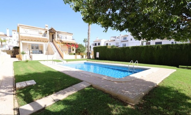 Venta - Terraced house -
San Miguel de Salinas - Villamartín