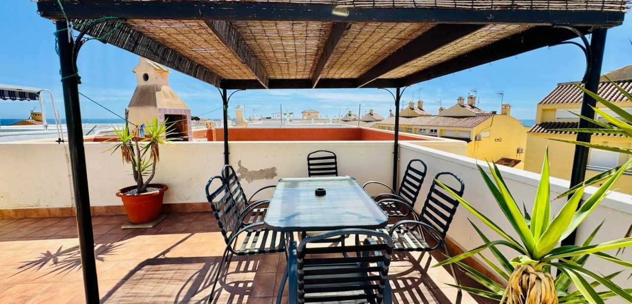 Venta - Apartamento / piso -
Torrevieja - La veleta