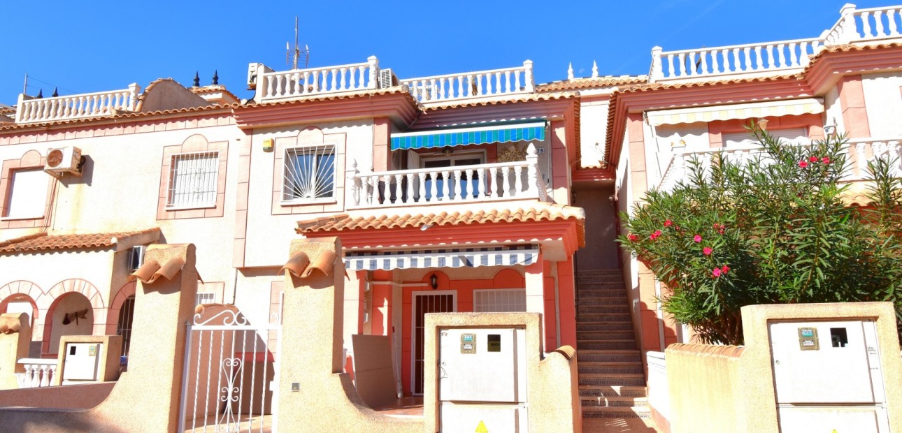 Venta - Apartamento / piso -
Orihuela Costa - Playa Flamenca