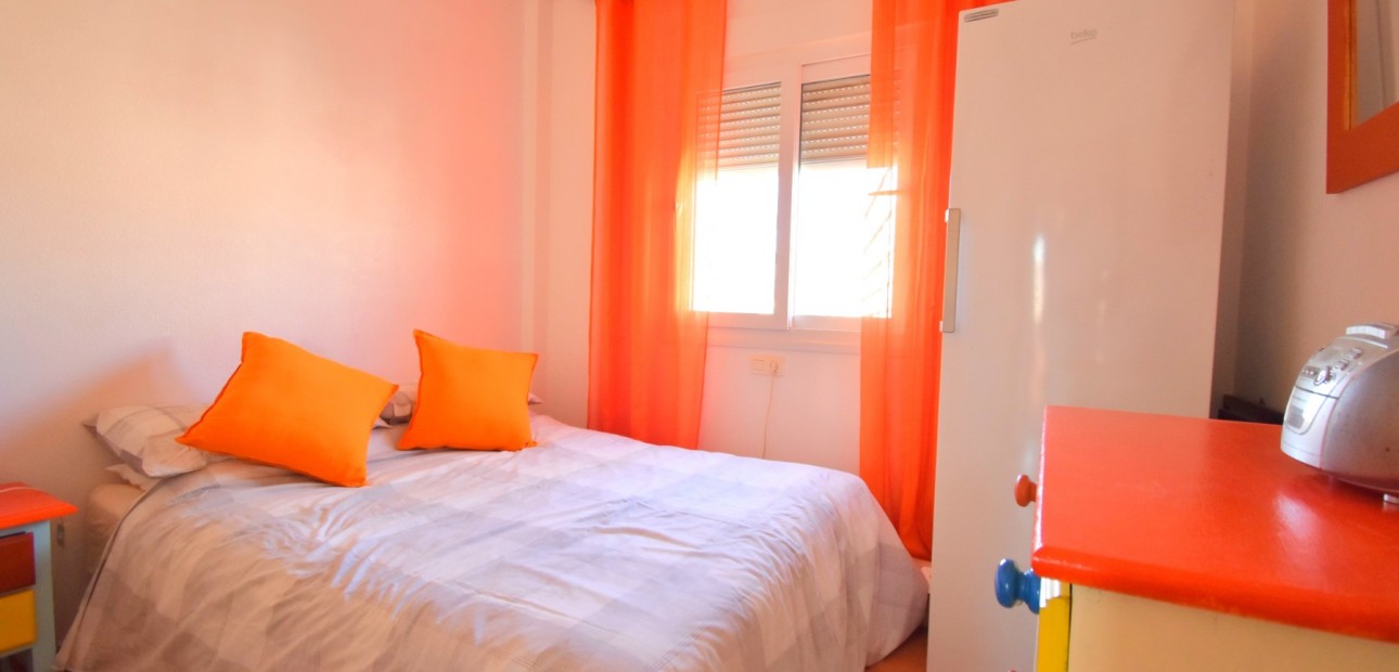 Venta - Apartamento / piso -
Orihuela Costa - Playa Flamenca