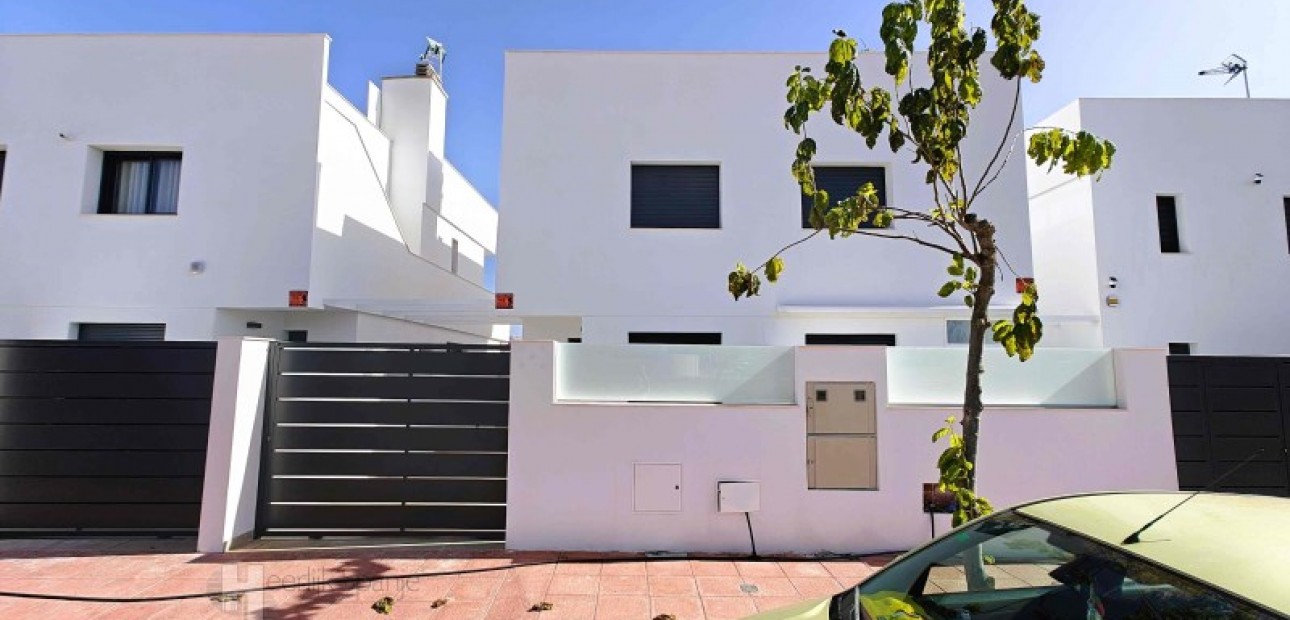 Venta - Town house -
Santiago de la ribera - San Javier