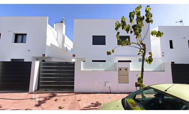 Venta - Town house -
Santiago de la ribera - San Javier