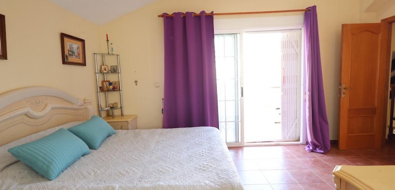 Venta - Villa -
Orihuela Costa - Playa Flamenca