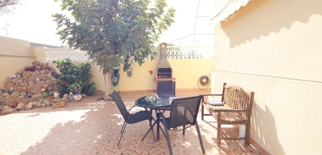 Venta - Villa -
Orihuela Costa - Playa Flamenca