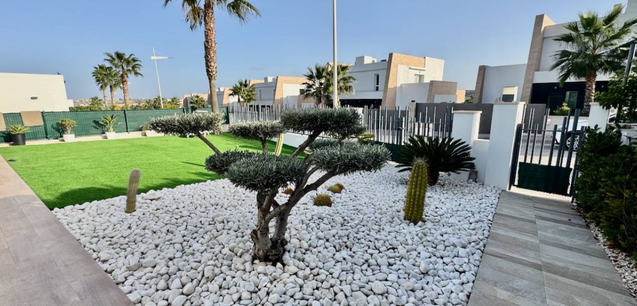 Venta - Villa -
Algorfa - La Finca Resort