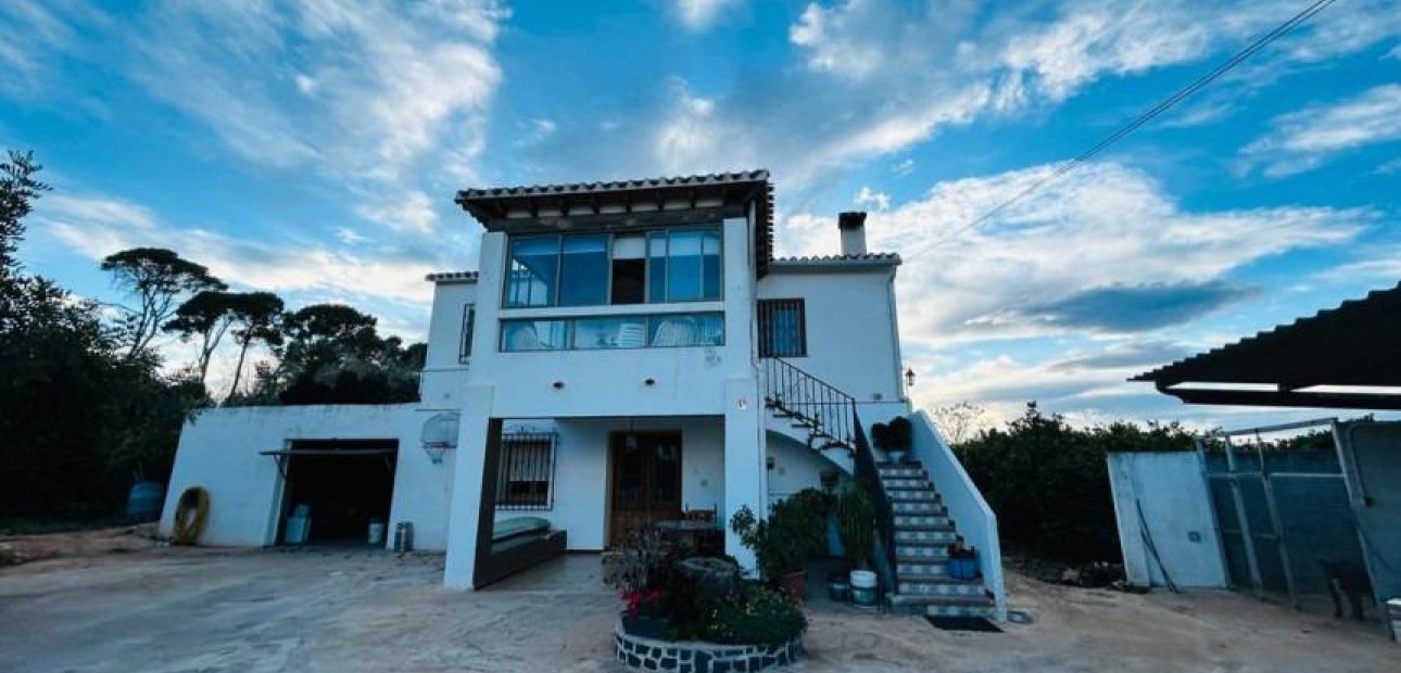 Venta - Villa -
Denia - Tossal Gros