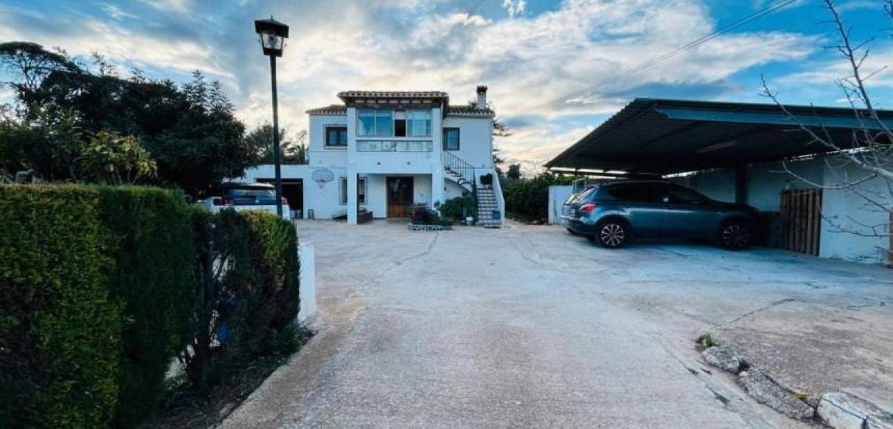 Venta - Villa -
Denia - Tossal Gros