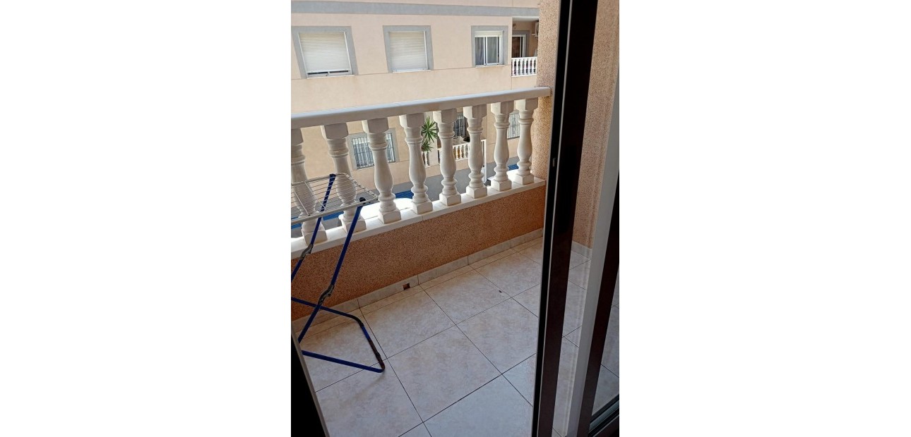 Herverkoop - Appartement / flat -
Torrevieja - Acequion