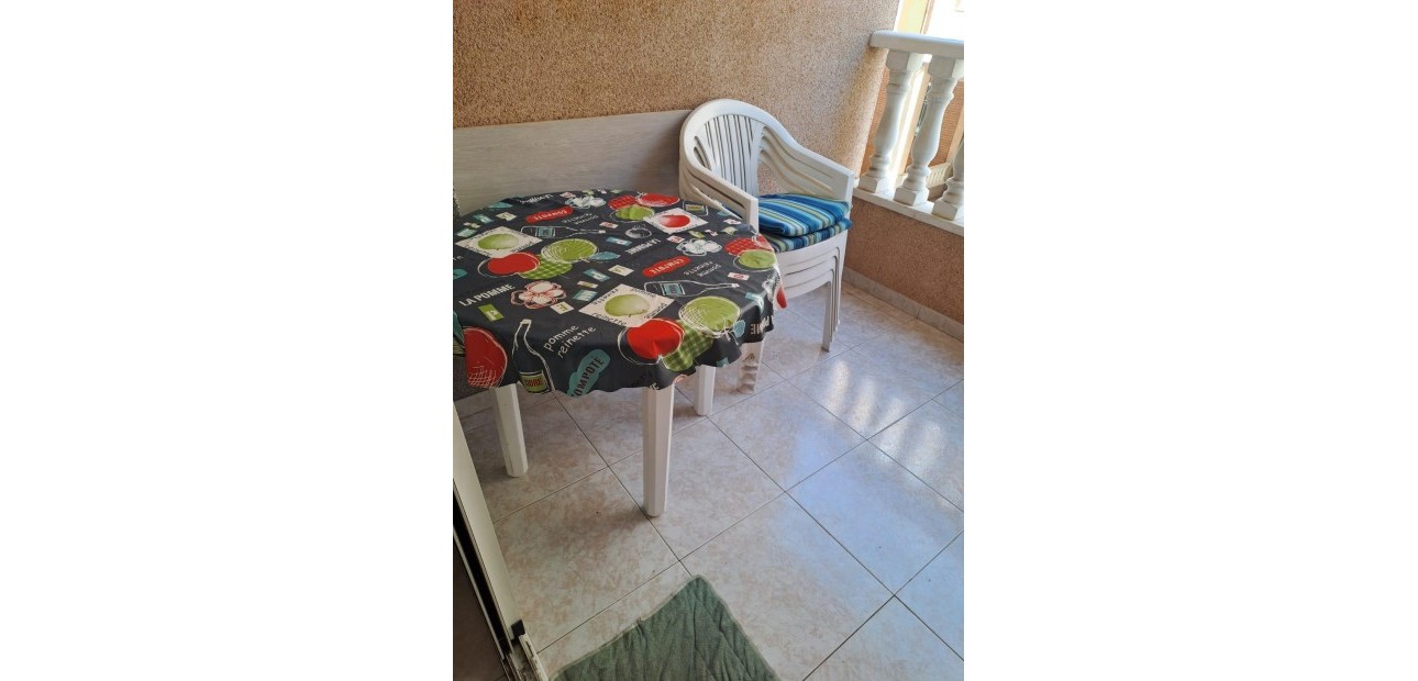 Herverkoop - Appartement / flat -
Torrevieja - Acequion