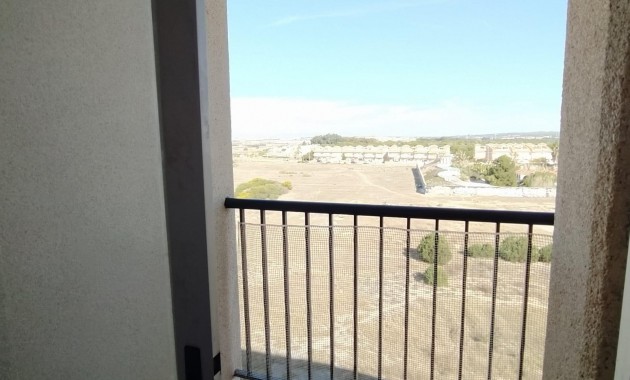 Venta - Apartamento / piso -
Torrevieja - La Mata