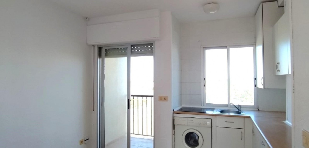 Venta - Apartamento / piso -
Torrevieja - La Mata