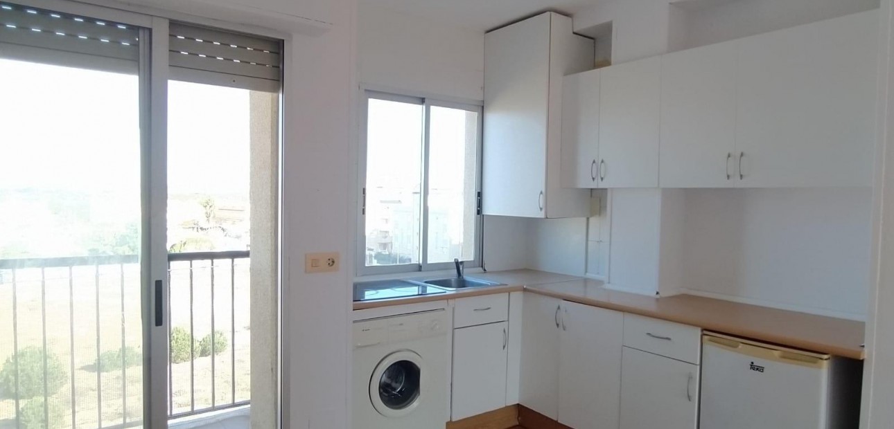 Venta - Apartamento / piso -
Torrevieja - La Mata