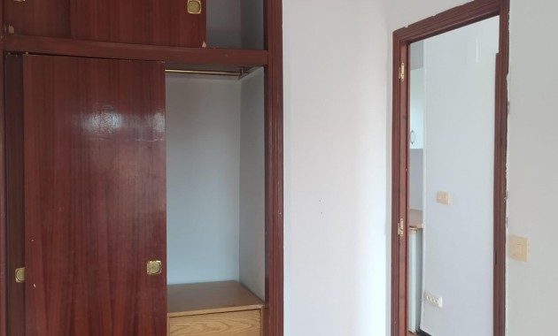 Venta - Apartamento / piso -
Torrevieja - La Mata