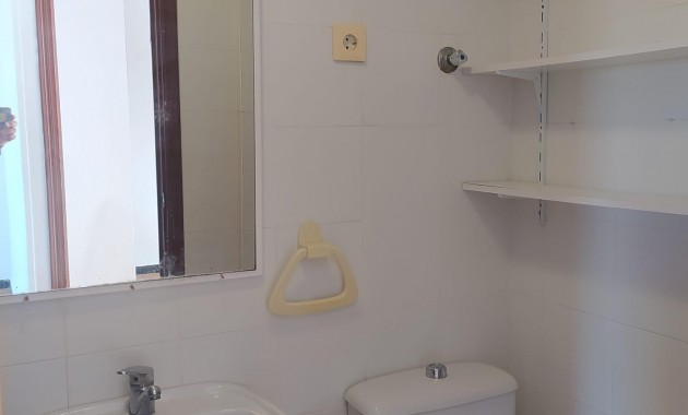 Venta - Apartamento / piso -
Torrevieja - La Mata