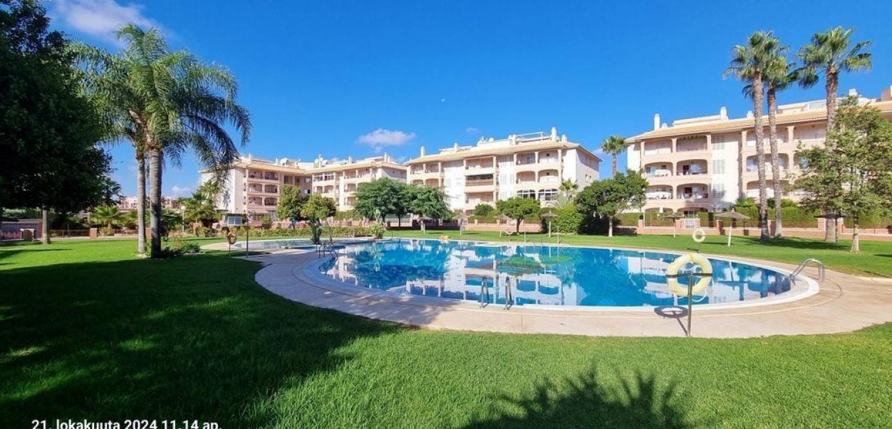 Venta - Bungalow -
Orihuela Costa - Playa Flamenca