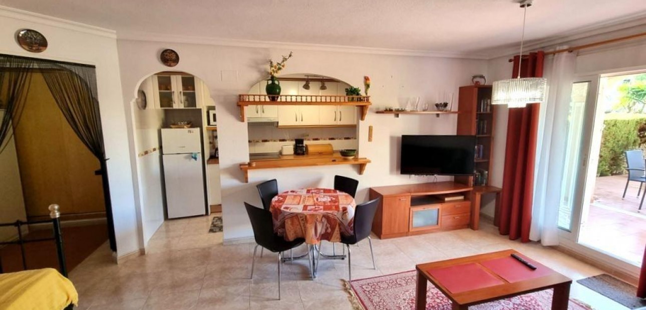 Venta - Bungalow -
Orihuela Costa - Playa Flamenca