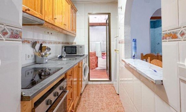 Venta - Apartamento / piso -
Torrevieja - Centro