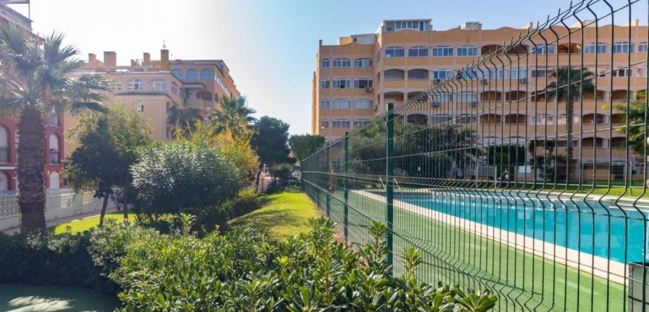 Venta - Apartamento / piso -
Torrevieja - Torreblanca