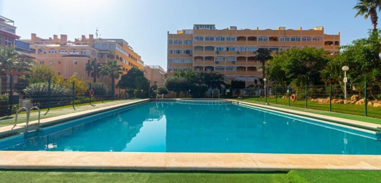 Venta - Apartamento / piso -
Torrevieja - Torreblanca