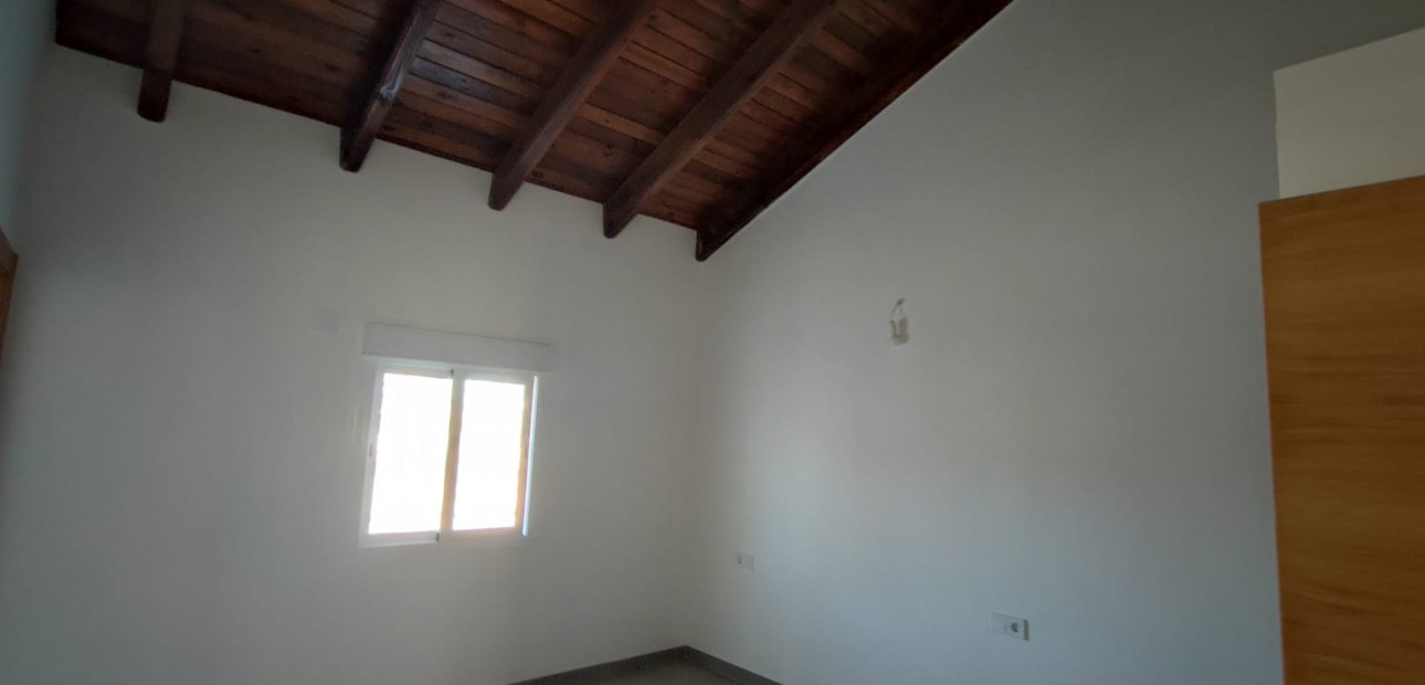 Venta - Country Property -
Catral