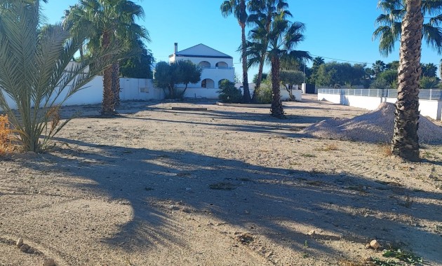 Venta - Country Property -
Catral