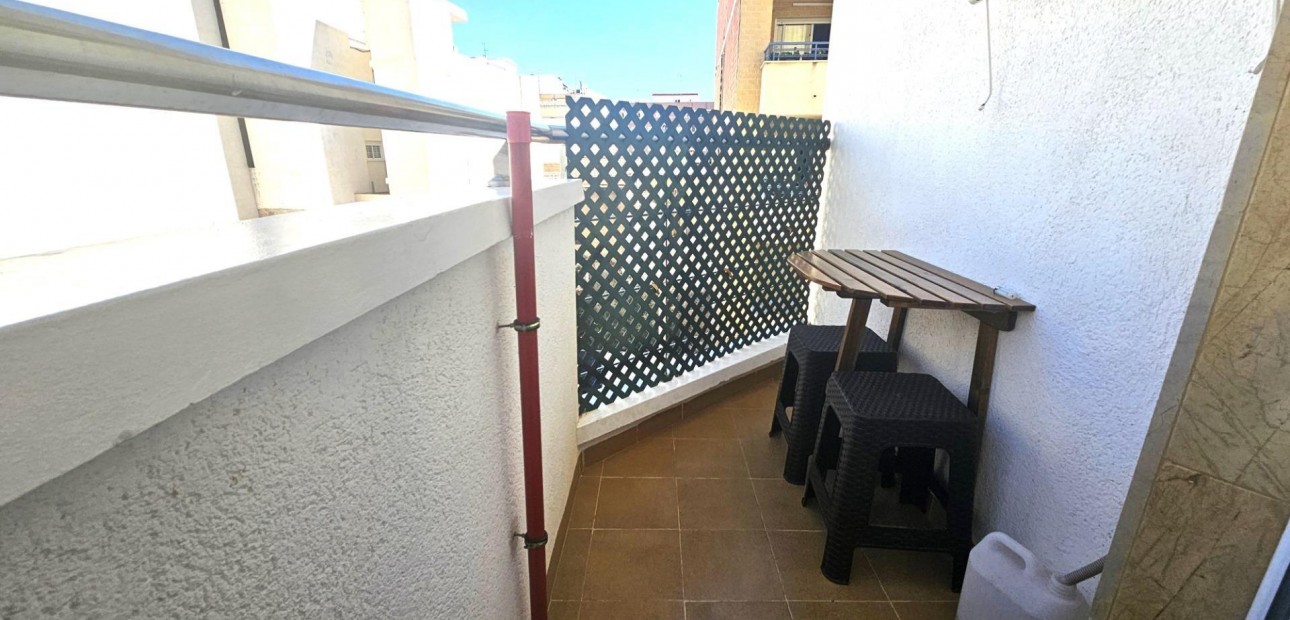 Venta - Apartamento / piso -
Torrevieja - Centro