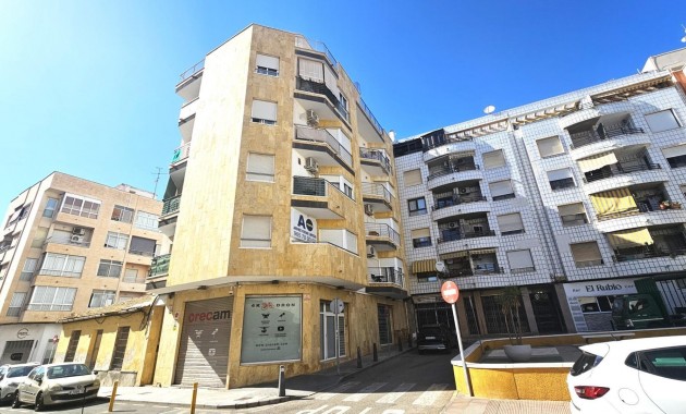 Venta - Apartamento / piso -
Torrevieja - Centro