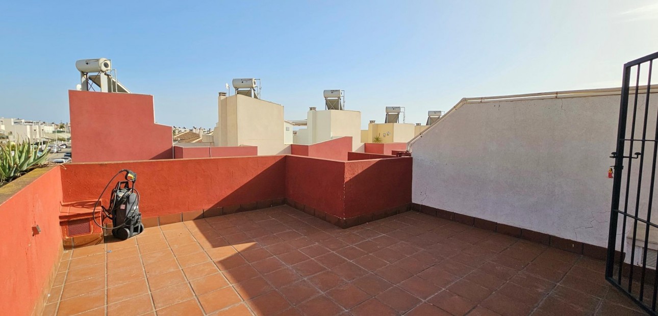 Venta - Terraced house -
Torrevieja - Aguas Nuevas