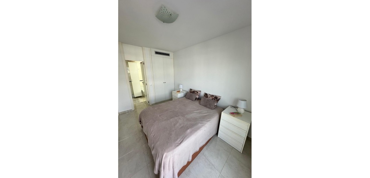 Venta - Apartamento / piso -
Orihuela Costa - Punta Prima