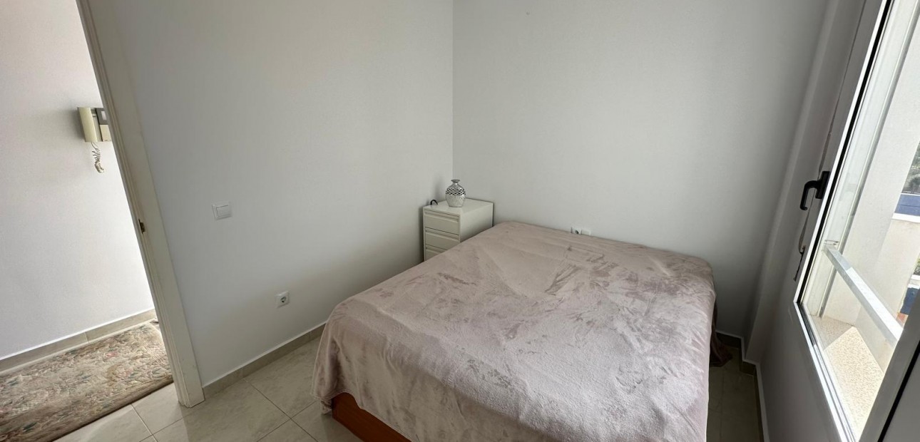 Venta - Apartamento / piso -
Orihuela Costa - Punta Prima