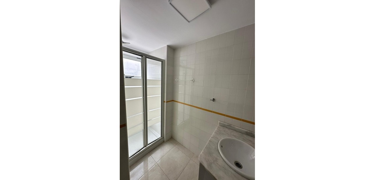 Venta - Apartamento / piso -
Orihuela Costa - Punta Prima