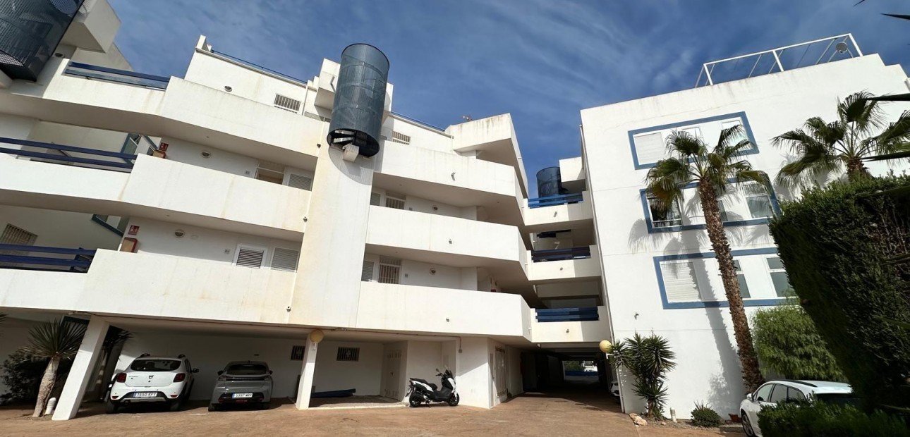 Venta - Apartamento / piso -
Orihuela Costa - Punta Prima