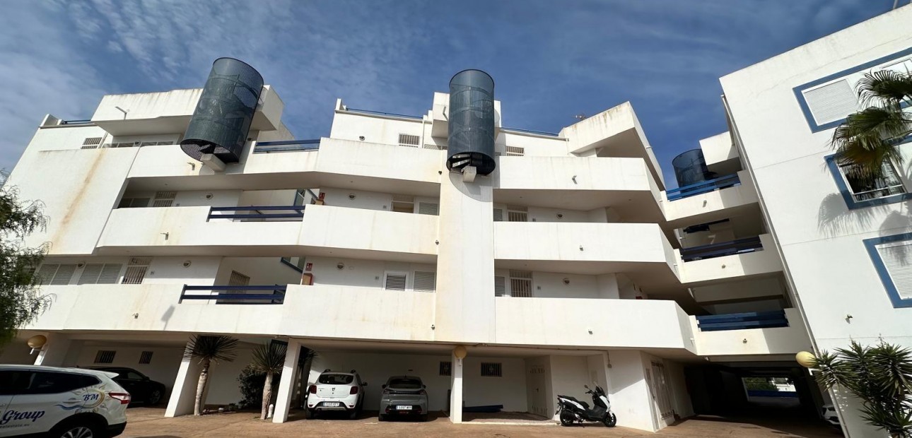 Venta - Apartamento / piso -
Orihuela Costa - Punta Prima