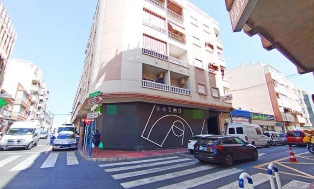 Sale - Apartment / flat -
Torrevieja - torrevieja