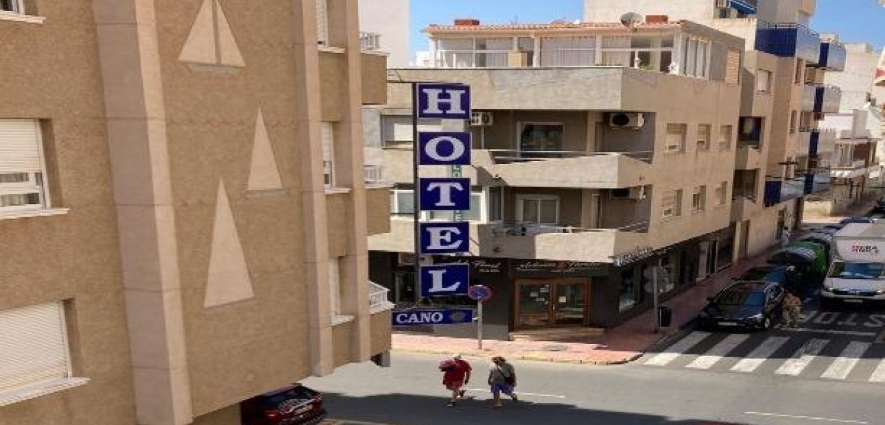 Sale - Apartment / flat -
Torrevieja - torrevieja