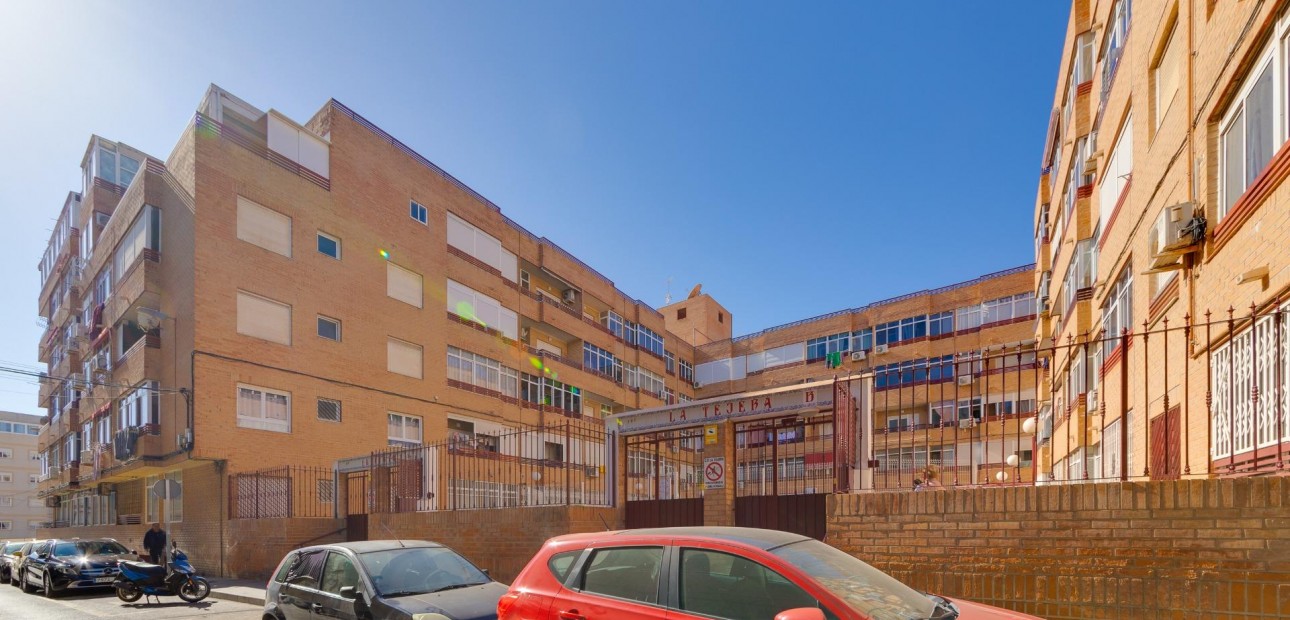 Venta - Apartamento / piso -
Torrevieja - Centro