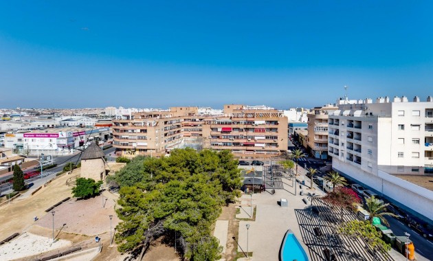 Venta - Apartamento / piso -
Torrevieja - Centro